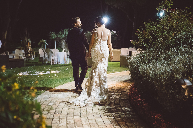 foto matrimonio Monte San Giovanni Campano, MSGC, Frosinone. Ricevimento presso villa Amorosa di Fumone. Vestito da sposa