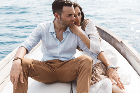 Positano, amalfi coast, engagement, italian photographer, fotografo italiano, fotografo frosinone, fotografo latina, pre wedding, ritratto di coppia, sorrisi, foto naturali, natural poses, salerno, boat photography, barca, love portrait