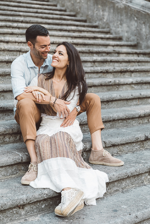Positano, amalfi coast, engagement, italian photographer, fotografo italiano, fotografo frosinone, fotografo latina, pre wedding, ritratto di coppia, sorrisi, foto naturali, natural poses, salerno, boat photography, barca, love portrait