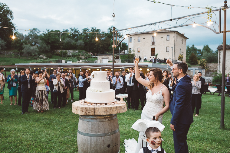 matrimonio, fotografo di matrimonio, wedding, abito da sposa, Frosinone, foto naturali, foto spontanea, emozioni, ritratto sposi, Arpino, ricevimento, Tenuta il laureto, torta nuziale, taglio della torta