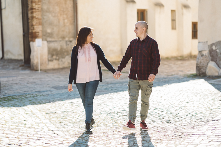 engagement, prewedding, prematrimoniale, futuri sposi, matrimonio, Santa Severa, castello, tramonto, foto naturali, foto spontanee, spontanea, fotografo matrimonio, anfm, frosinone, roma, latina